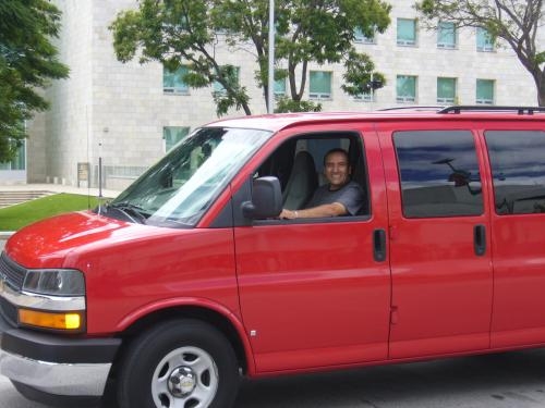 Rento camioneta express van con chofer em Curitiba 