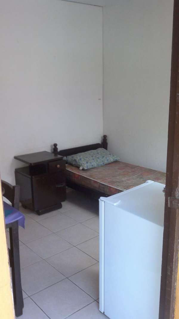 Montevidéu uruguai quarto individual perto do centro, com contas incluídas, wi-fi, frigobar, cama,
